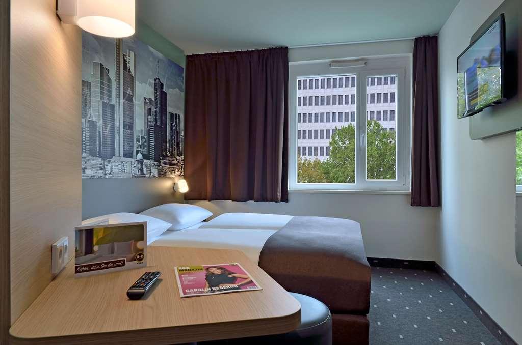 B&B Hotel Frankfurt-West Eschborn Bilik gambar