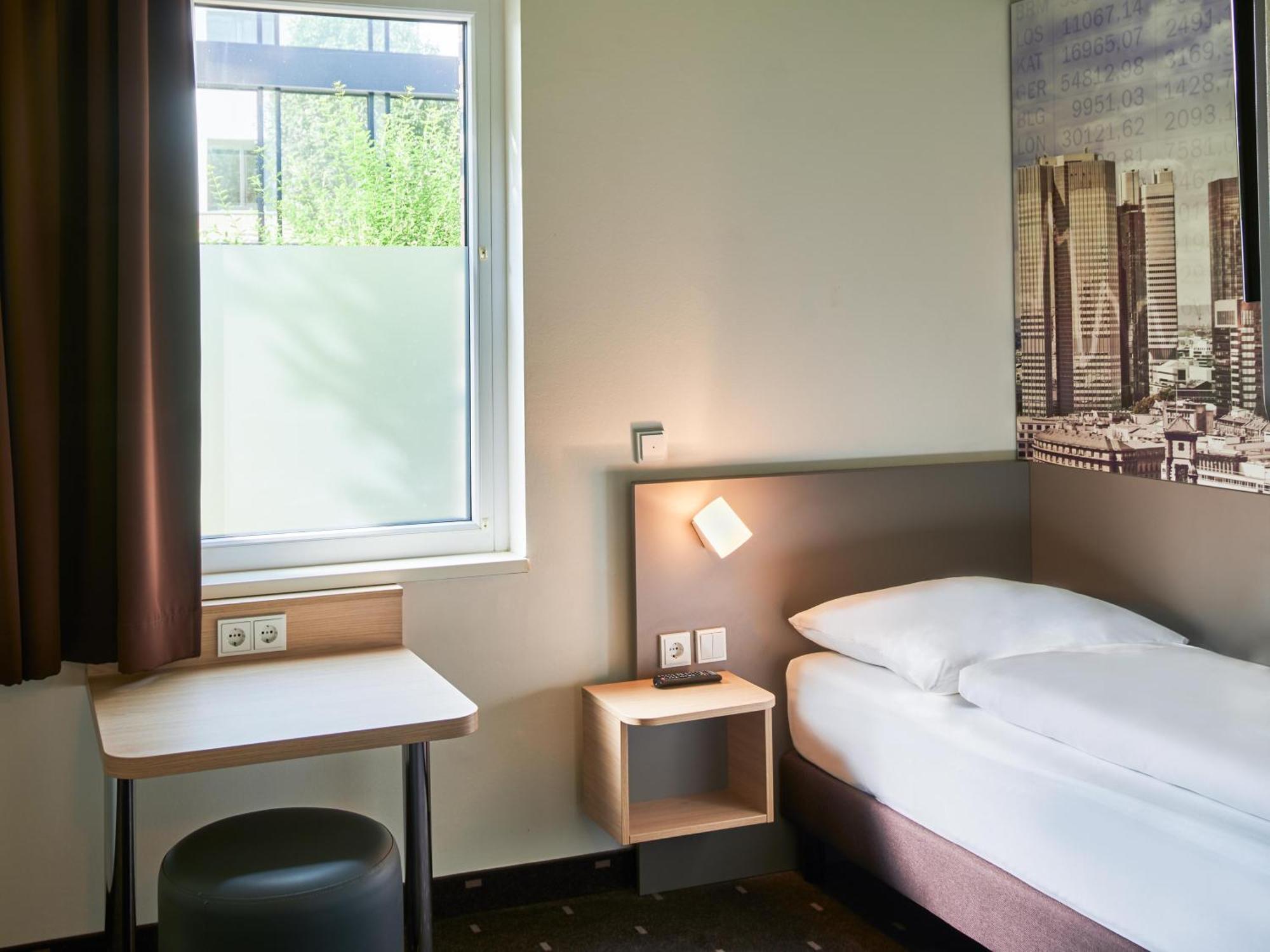 B&B Hotel Frankfurt-West Eschborn Luaran gambar
